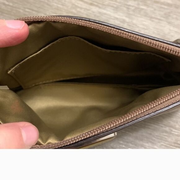 Coach Gold Wristlet Clutch Wallet Carryall Designer Womens Fancy Y2k Fun Trip - Picture 3 of 16